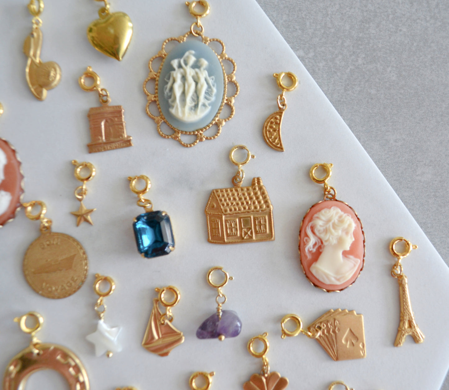 Arc de Triomphe Charm • Halfable