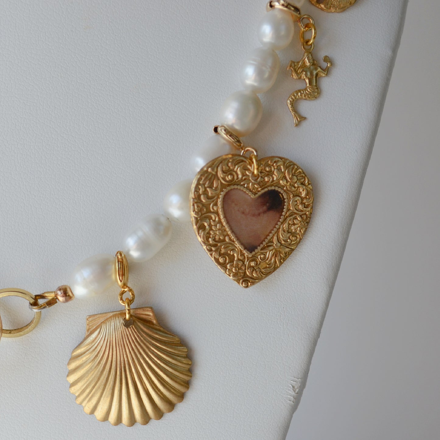 Pearl Necklace Charm • Halfable